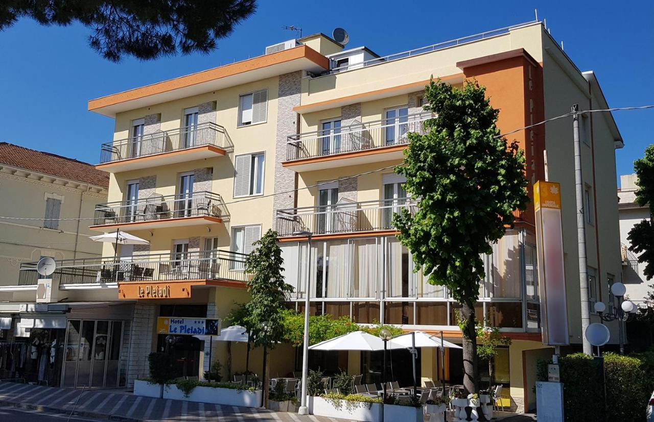 Hotel Le Pleiadi Белариа-Игеа Марина Екстериор снимка