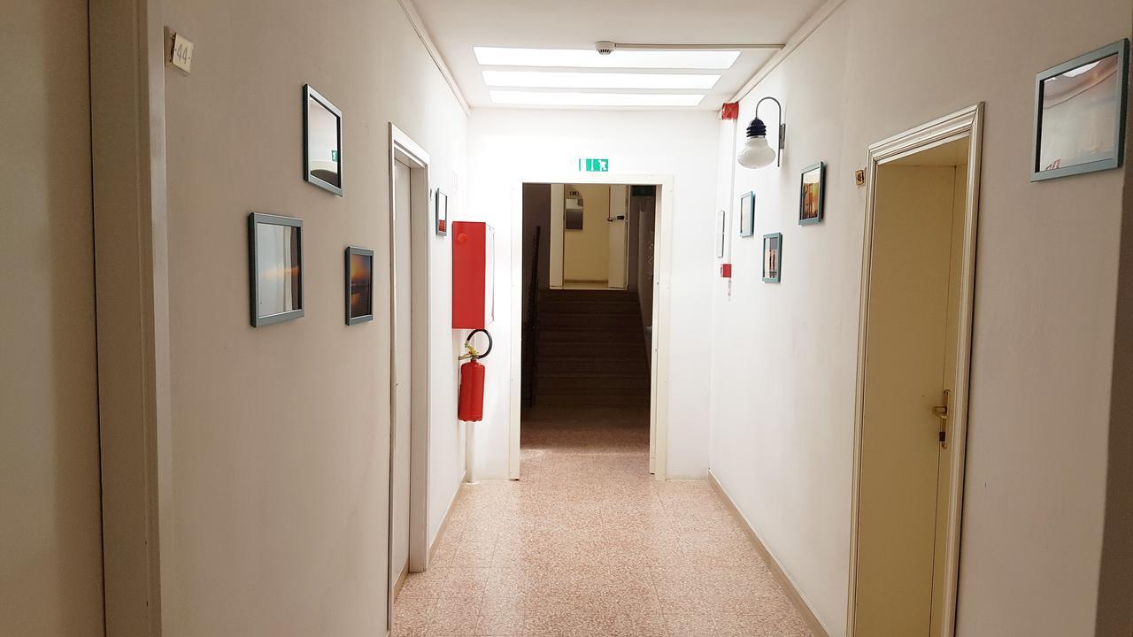 Hotel Le Pleiadi Белариа-Игеа Марина Екстериор снимка